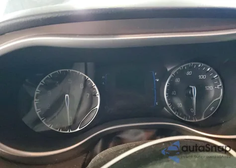 2018 Chrysler Pacifica L z USA, uszkodzony, nr VIN 2C4RC1AG8JR274988